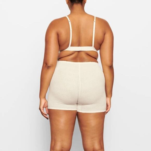 NWT Skims Lace Pointelle Plunge Bralette Small Bone - Picture 4 of 4